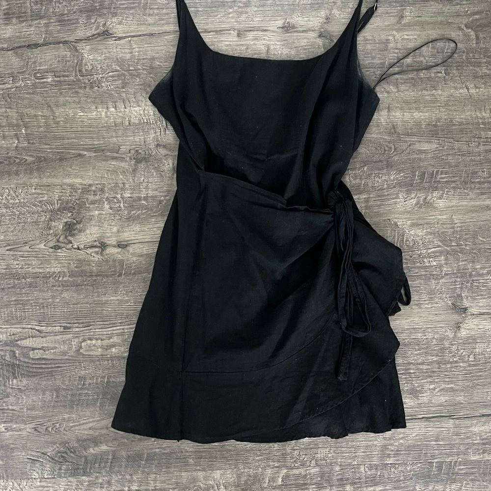 PRINCESS POLLY WRAP DRESS - Picture 2 of 6